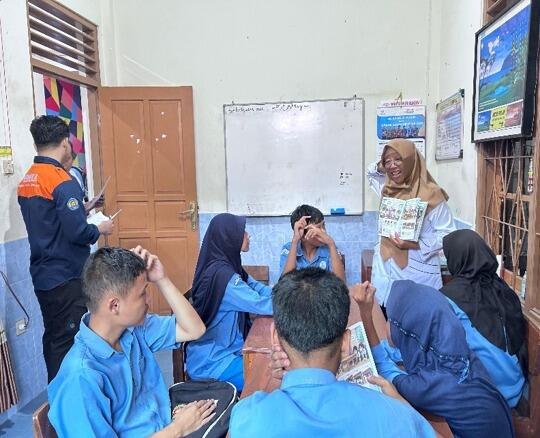 TIM PKM-PM UNRIYO Hadirkan Smart Disaster Comic, Media Edukasi Kebencanaan untuk Siswa Berkebutuhan Khusus 47 IMG 20260910 WA0024