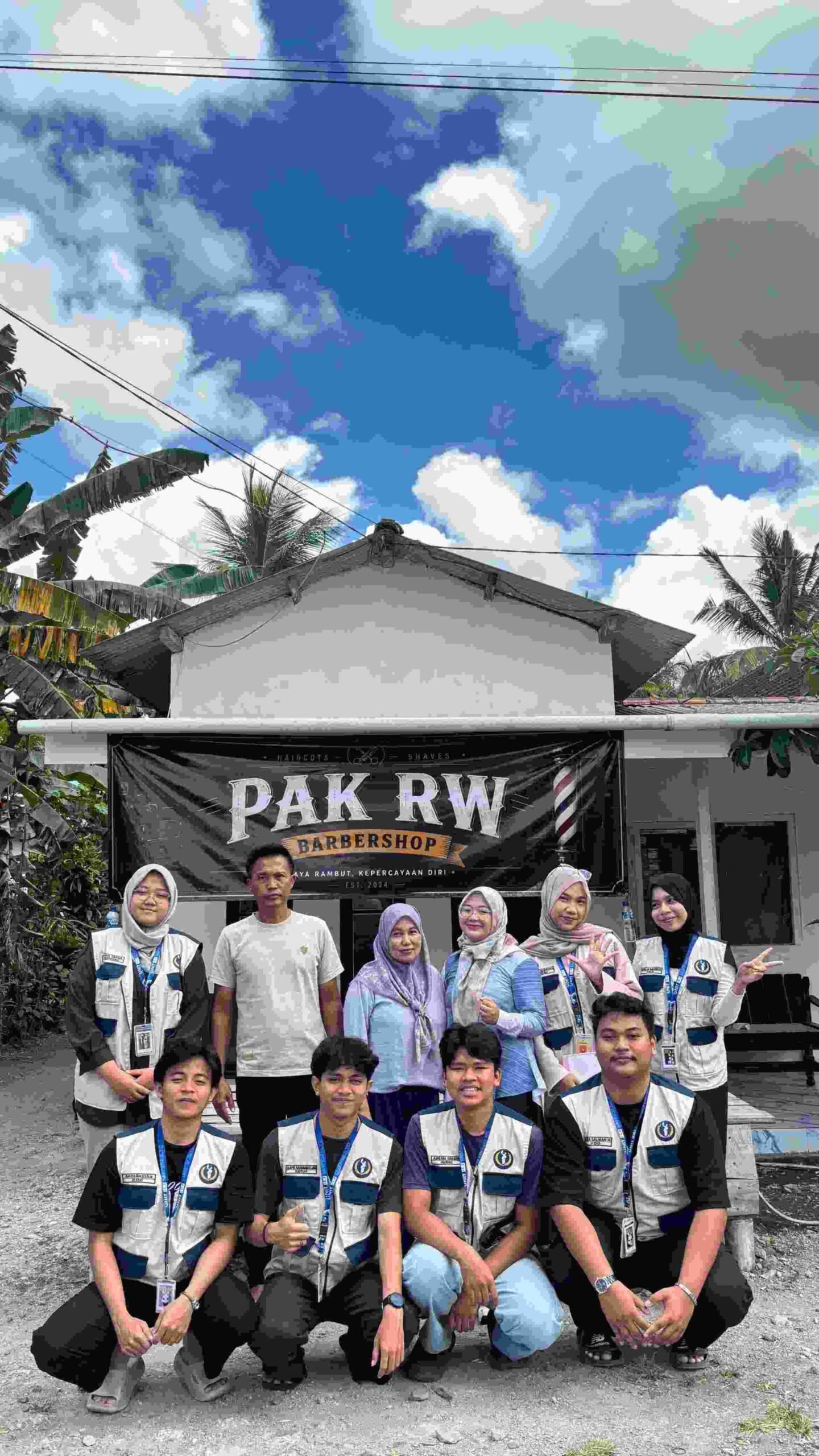 KKN UAD 2026 - Hadirkan Kaca Cembung di Dusun Sambirejo Banyuwangi, Dorong Keselamatan Berkendara 47 IMG 20260927 WA0001 scaled