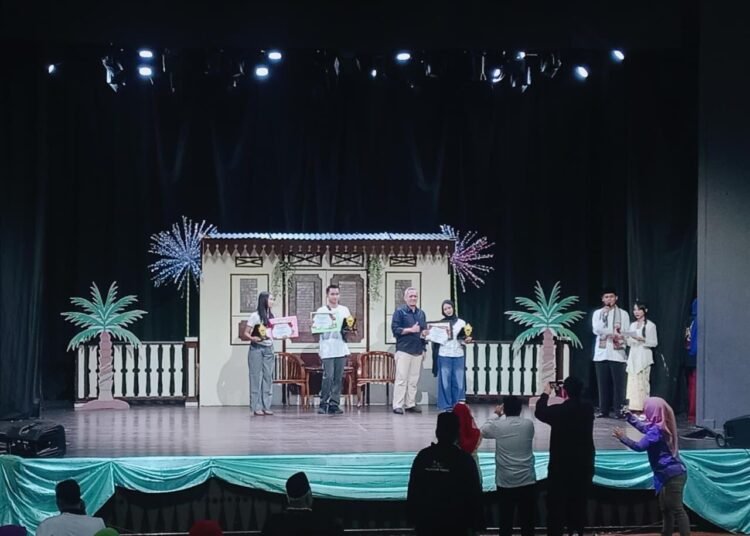 Teater Telan SMKN 69 Jakarta Sukses Raih Juara 3 di Festival Lenong Pelajar 2026 46 IMG 20260927 WA0051