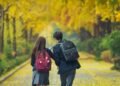 Satu Kesempatan Kedua, Karya: Zhafira Adzra Anharry, SMAS Unggulan Al-Azhar Medan 58 Gambar Reza dan Adzra mereka berjalan bersama menuju kelas (Sumber: Pinterest)