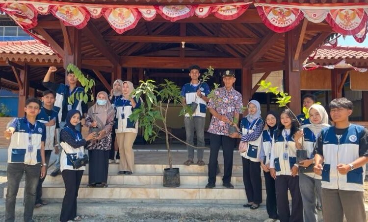 KKN UPGRIS Kelompok 26 Hadirkan Langkah Nyata untuk Lingkungan Pundenarum 47 IMG 2697