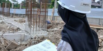 Mahasiswa Teknik Sipil Pelajari Langsung Pekerjaan Tie Beam pada Pembangunan Gedung Fakultas Teknik dan Informatika UPGRIS 62 IMG 3199