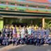 Kelompok Dosen dan Mahasiswa Teknik Mesin PNJ Latih Siswa SMKN 58 Jakarta Soal K3 di Bengkel Praktik 55 Tim dan peserta pelatihan K3 berfoto bersama di SMK Negeri 58 Jakarta.
