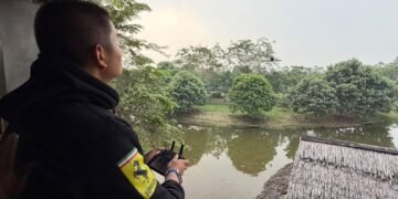 Hasil Dokumentasi Rayka Dan Junior Menembus Pekat Kabut Asap: Kolaborasi Pelajar SMAN 1 Pontianak Gaungkan Isu Karhutla hingga Skala Nasional 56 PROFILRAYKA