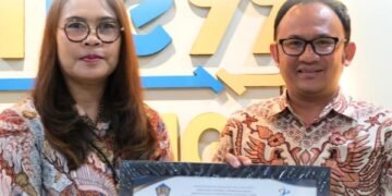 Kantor Pertanahan Kabupaten Simalungun Raih Peringkat III Transaksi KKP Terbesar Semester I 2026 35 Piagam Penghargaan 300KB