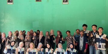 Program KKN di Desa Pengempon Kenalkan Pengolahan Limbah Organik Menjadi Pakan Alternatif dan Eco Enzyme 56 WhatsApp Image 2026 09 11 at 23.02.07