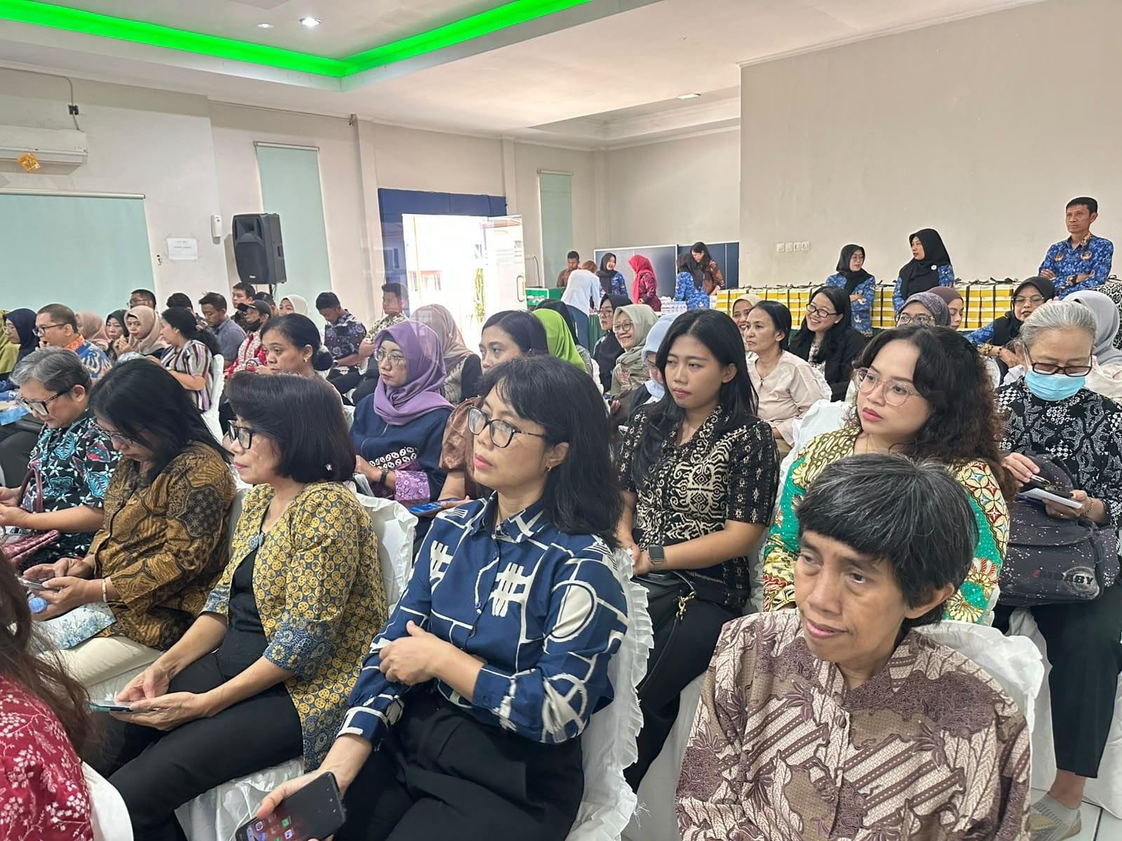 BPN, BAPENDA dan IPPAT Surakarta Gelar Sosialisasi Layanan Peralihan Hak Tanah 10 Hari (PERINTIS) 50 WhatsApp Image 2026 09 17 at 20.15.55 1