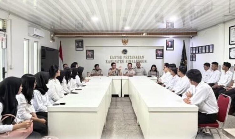 Kantor Pertanahan Kabupaten Simalungun Berikan Pengarahan kepada Peserta Magang Nasional Batch II Angkatan II 46 image under 150kb 12