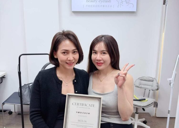 Usai Pelatihan di Taiwan, Blooming Beauty Salon Tawarkan Chinese/Manhwa Lash di Jambi 46 320980 100kb