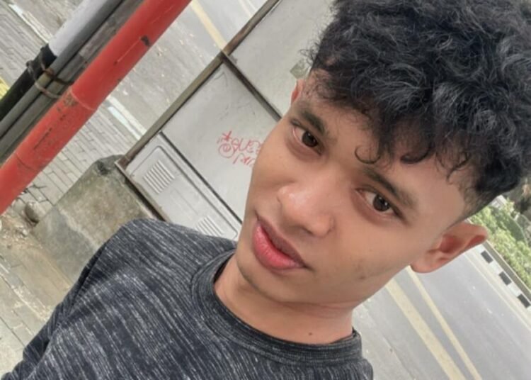 Kreator konten Free Fire, Sanji APW atau Santa Aji Hasibuan, dikenal melalui konten humor dan hiburan di TikTok. (Sumber: Dokumentasi Pribadi).