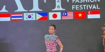 Chelsi Chiapinsky Heryadi Pukau ASEAN Fashion Festival 2026 Bawakan Rancangan Chatrine Liu 58 Chelsi Chiapinsky Heryadi Pukau ASEAN Fashion Festival 2026 Bawakan Rancangan Chatrine Liu