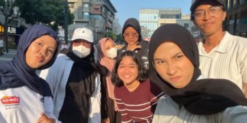 Ananda Artya Nirmala Putri dan Alisha Zahra Tumbuh Bersama dalam Perjalanan Pendidikan Prestasi dan Karya 47 WhatsApp Image 2026 10 08 at 13.06.09