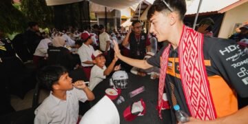 Lima Pebalap Moto2 dan Moto3 Ajak Siswa Mandalika Berani Bermimpi ke Panggung Dunia 57 Lima pembalap Moto2 dan Moto3 berbagi pengalaman dan inspirasi kepada siswa SD Negeri 2 Kuta Mandalika, Kabupaten Lombok Tengah, Nusa Tenggara Barat (NTB), Kamis (8/10/2026), menjelang gelaran Pertamina Grand Prix of Indonesia 2026./Foto Istimewa